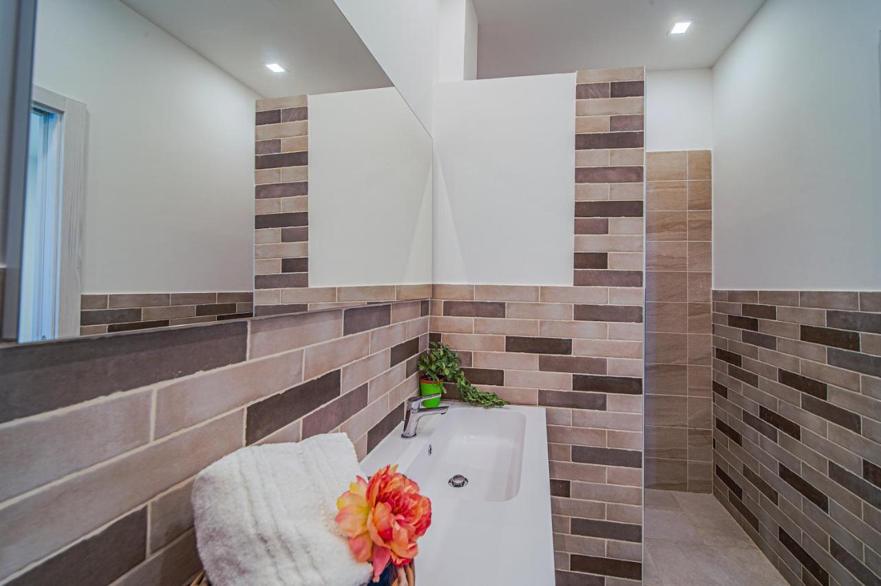 San Frediano Jewel Apartment Florence Ngoại thất bức ảnh